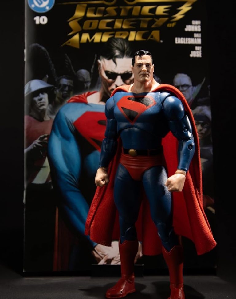 Mcfarlane Toys DC Direct 7″ Page Punchers Superman (Kingdom Come)